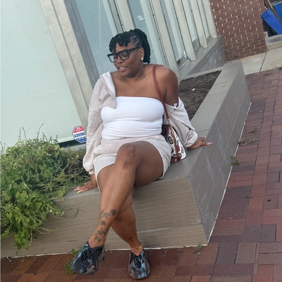 Meet Your Posh Ambassador, Mikia 🌟 - Picture 5 of 8